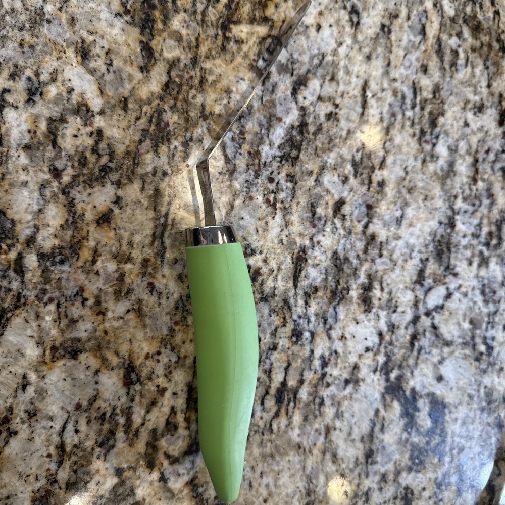 Nordic Ware Stainless Angled Icing Offset Spatula Palette Knife Green Handle